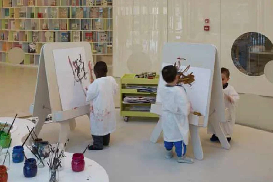 Atelier_easel_4_1024x1024