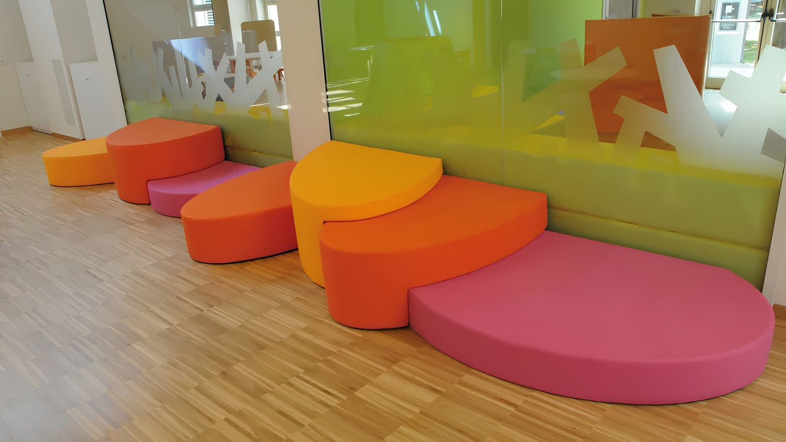 Irregular stepped seating platforms for schools and libraries