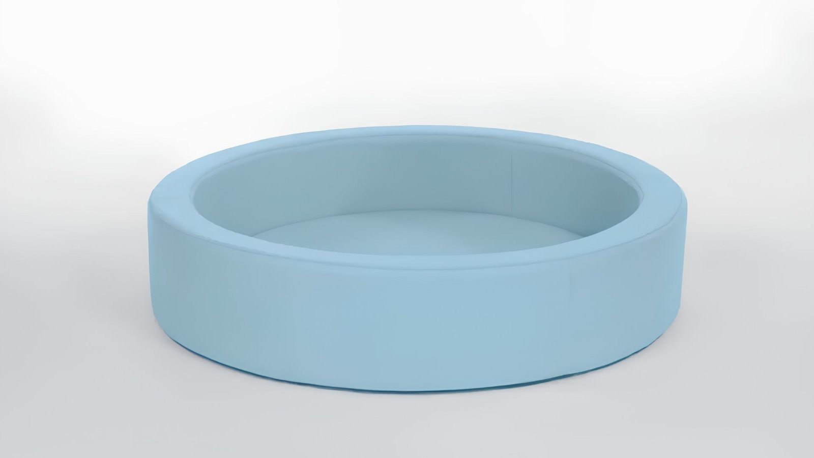 Circular gathering space for play